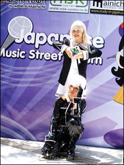 Cosplay Gallery - J-Trends in Town MBK Mainichi - Japanese Street Music Return