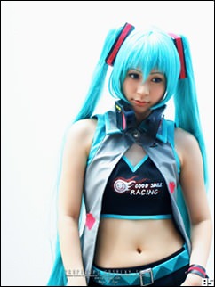 Cosplay Gallery - J-Trends in Town by MBK Mainichi - Cartoon Street