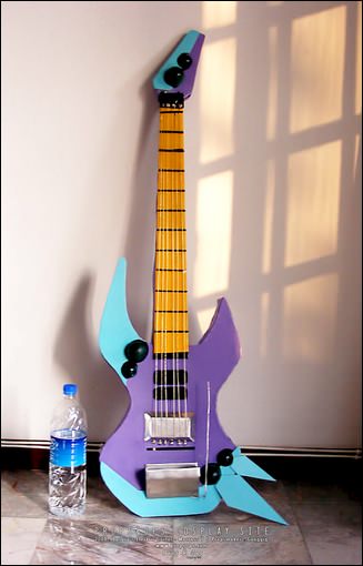 Props - Nekki Basara's Electric Guitar - Macross 7